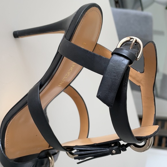 Black leather high heal sandal w tassel silver - Picture 7 of 9